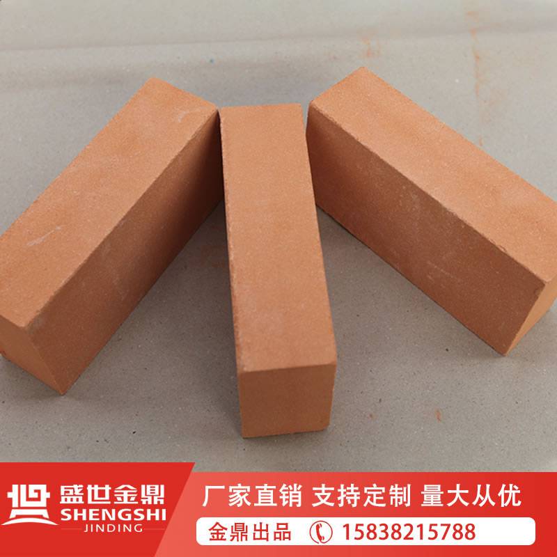 高強硅藻土保溫磚生產(chǎn)廠家